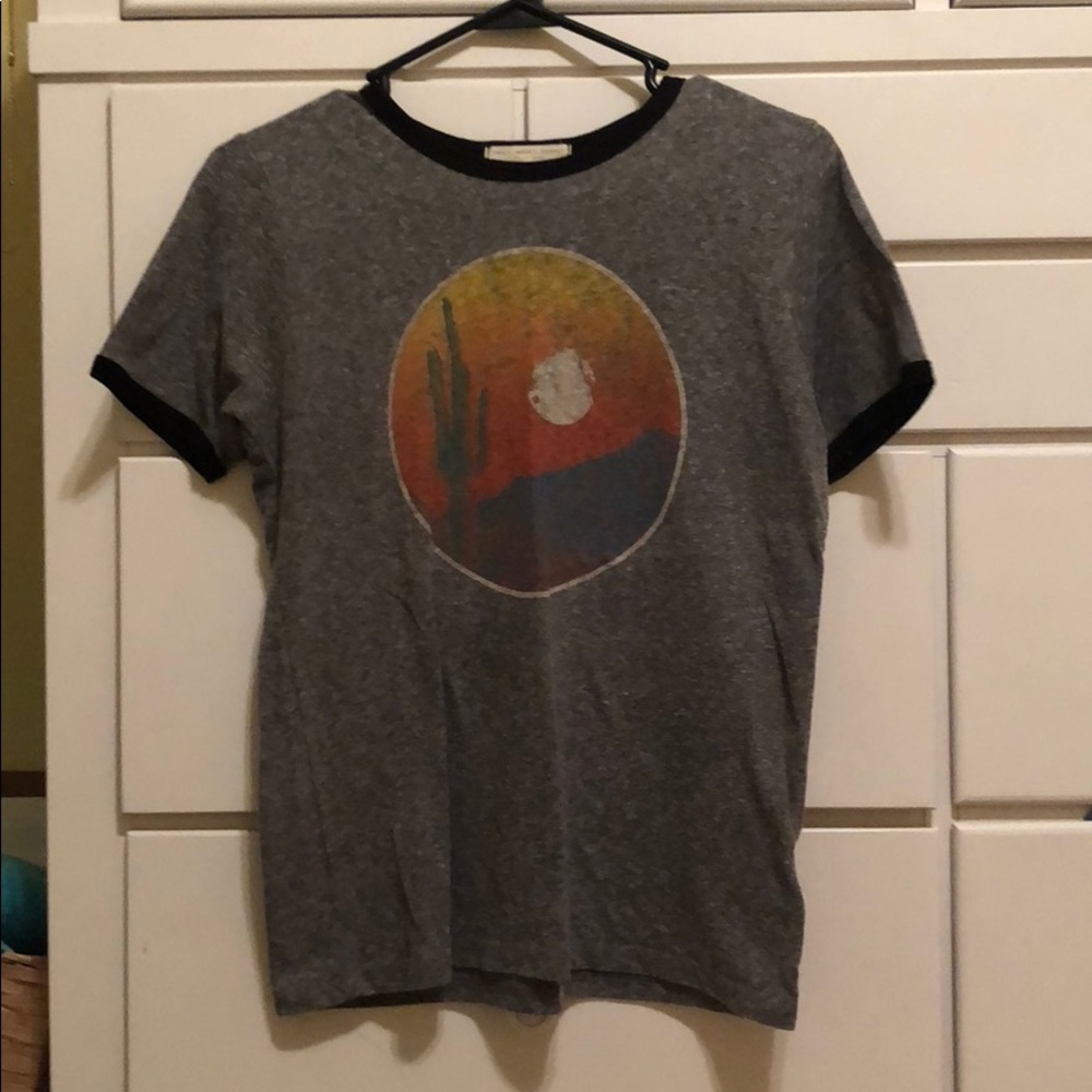 UO graphic tee!